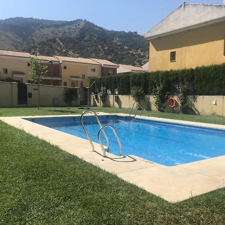 Apartamento Ruta Del Veleta Cenes De La Vega Exterior foto
